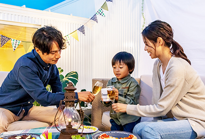 屋上にみんなで集まってBBQ!の写真